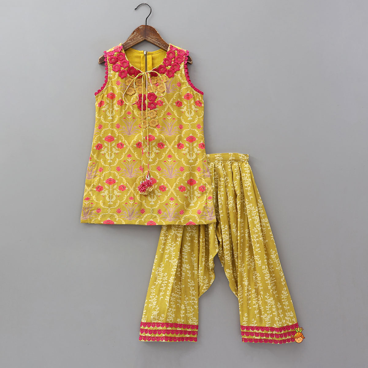 Fabric Flowers Embellished Kurti And Farshi Salwar With Dupatta