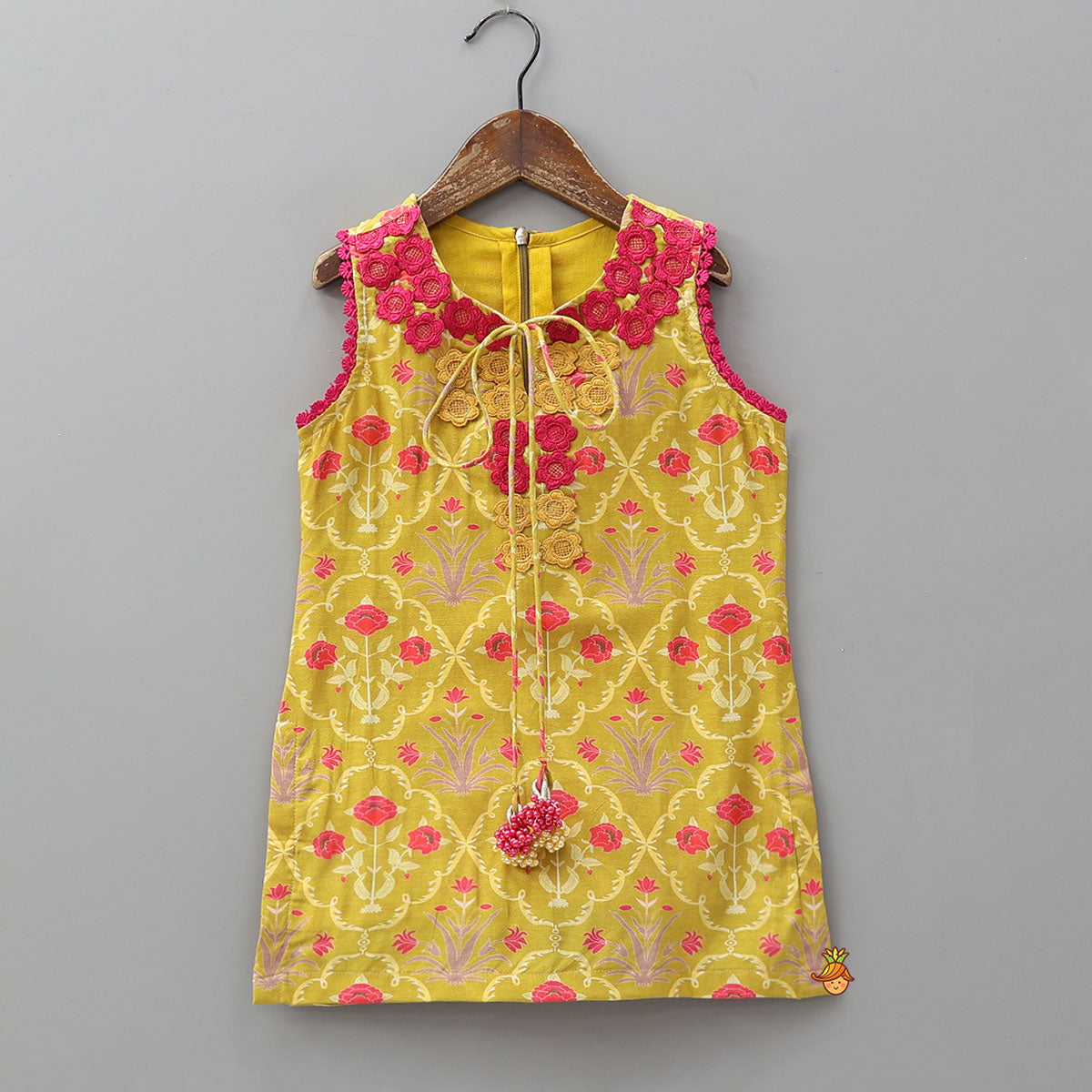 Fabric Flowers Embellished Kurti And Farshi Salwar With Dupatta