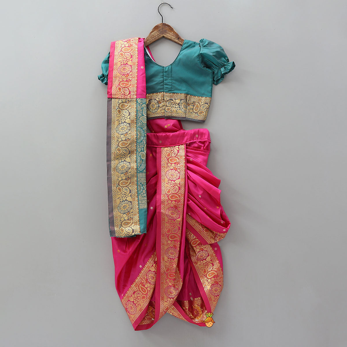 Pre Order: Pre Draped Nauvari Saree With Puff Sleeved Top
