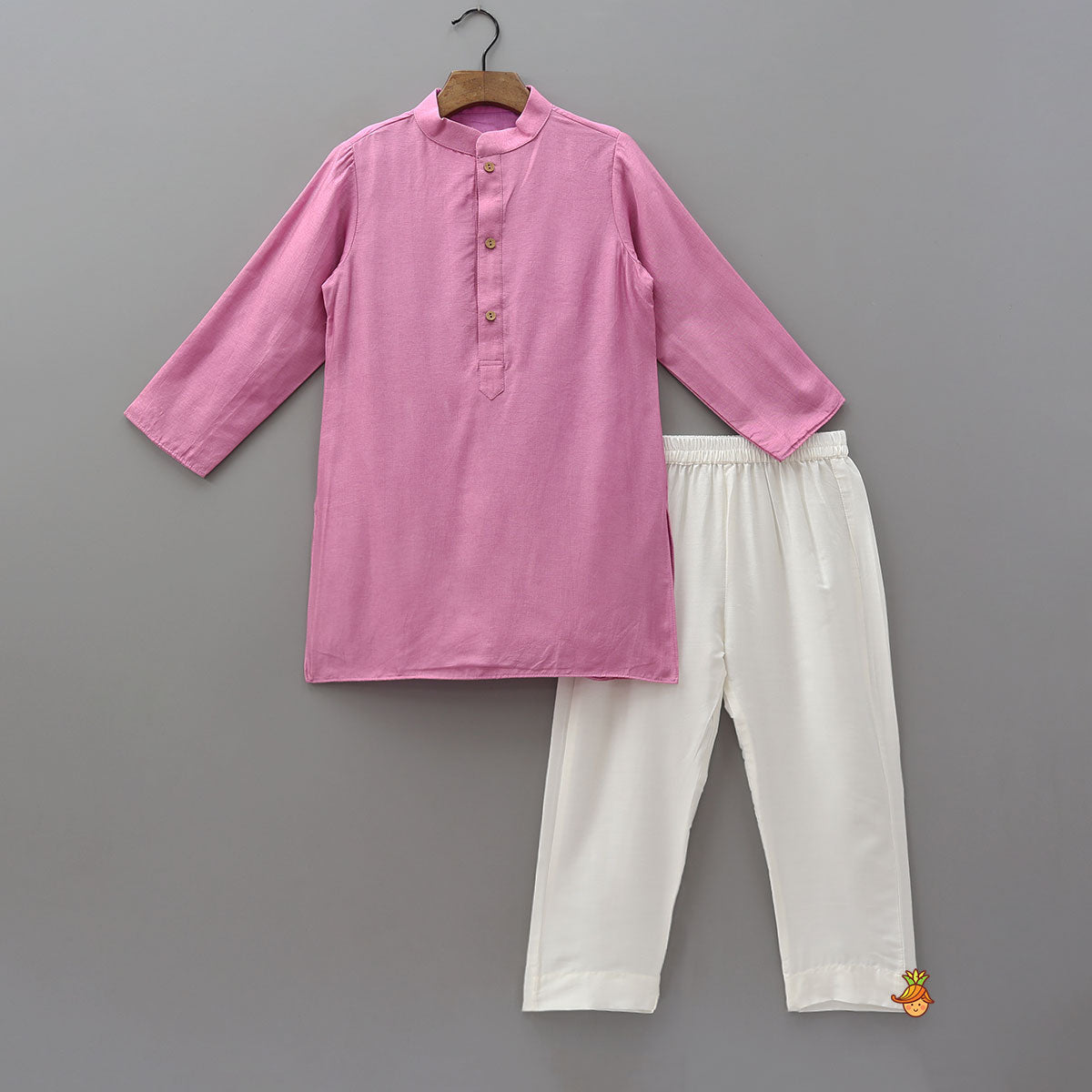 Pre Order: Ethnic Kurta With Thread Embroidered Jacket And Pyjama