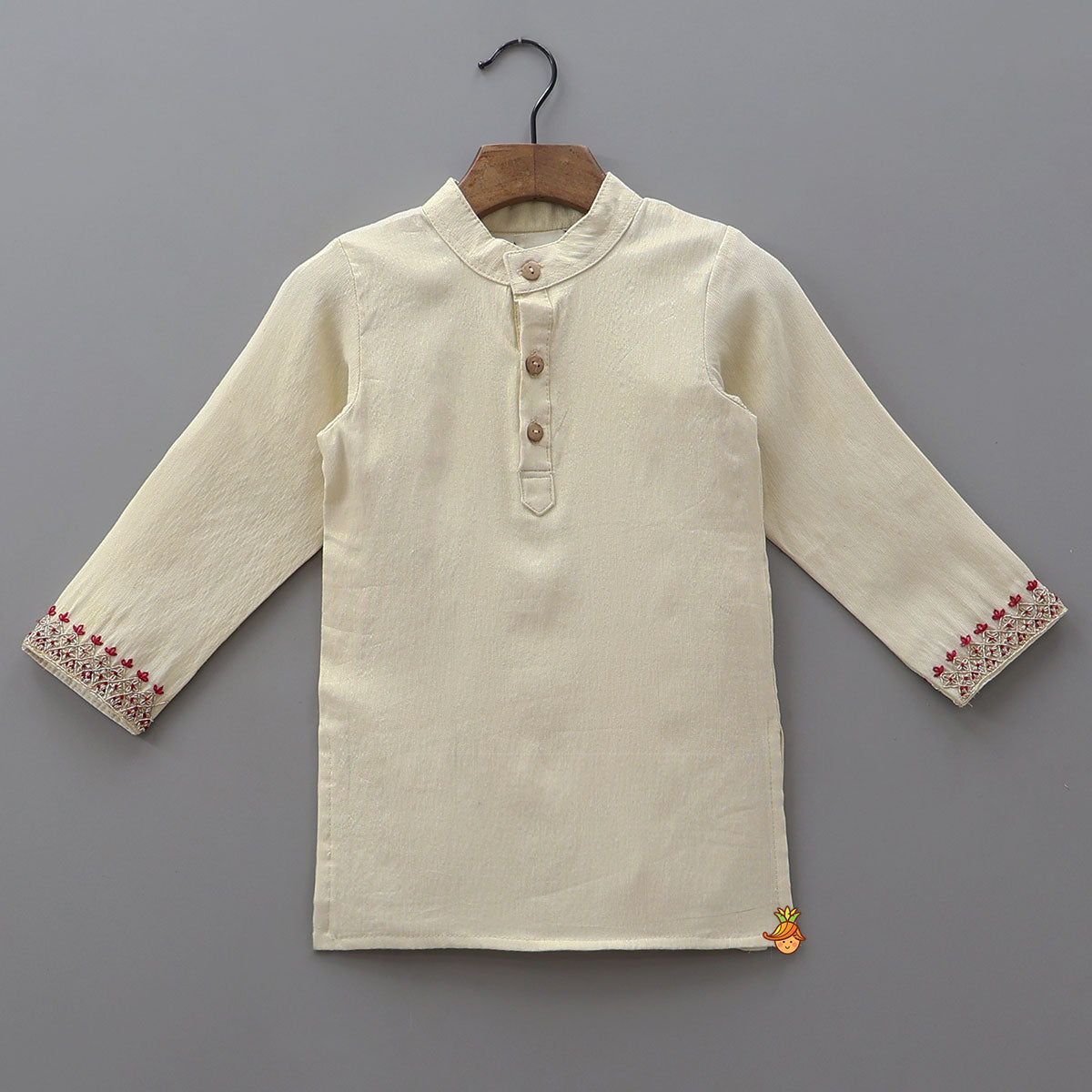 Pre Order: Shimmery Kurta With Contrasting Jacket And Pyjama