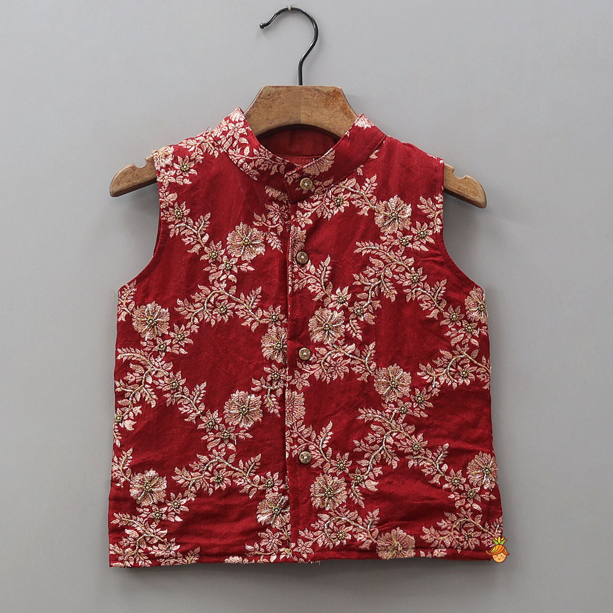 Pre Order: Shimmery Kurta With Contrasting Jacket And Pyjama