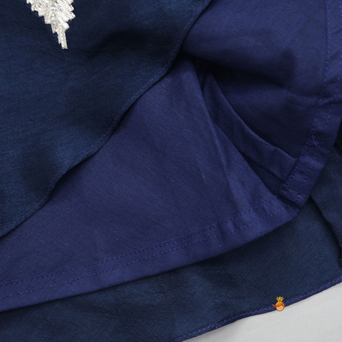 Pre Order: Leaf Motif Embroidered Kurti And Pant With Matching Dupatta