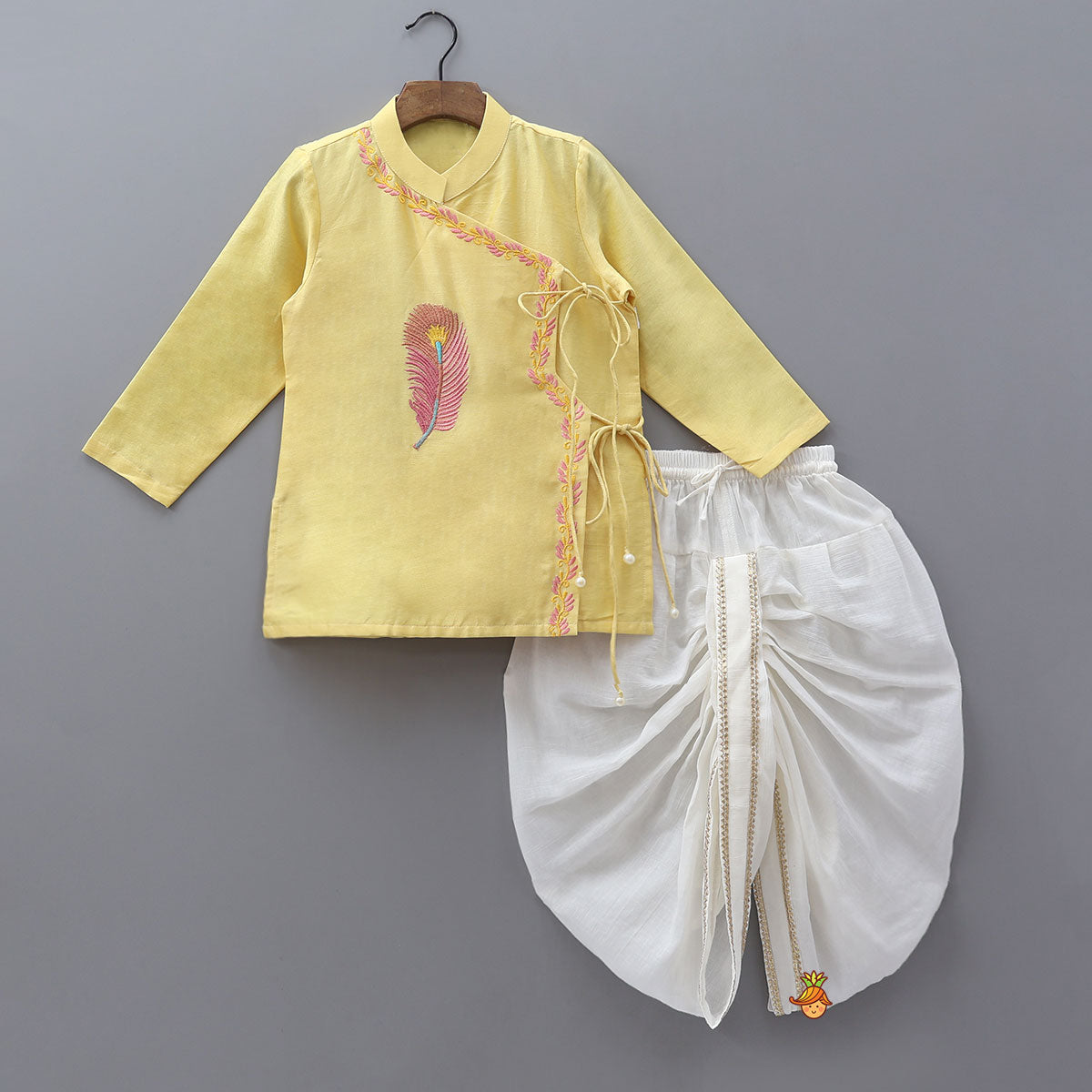 Pre Order: Graceful Dual-Knot Kurta With Dhoti