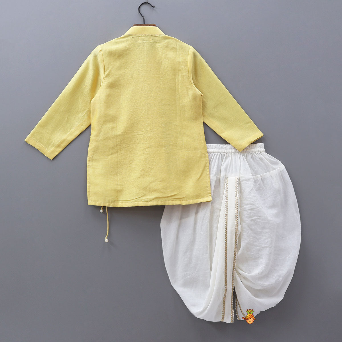 Pre Order: Graceful Dual-Knot Kurta With Dhoti