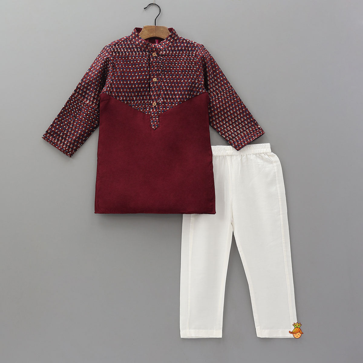 Pre Order: Mandarin Collar Hand Block Printed Kurta And Pyjama