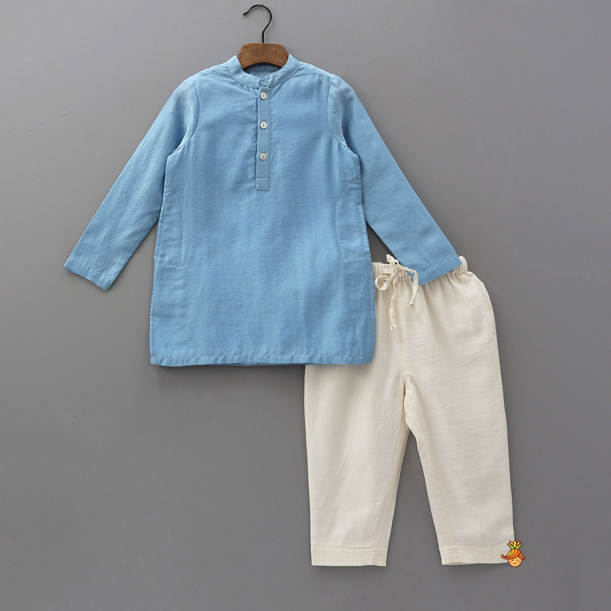 Pre Order: Ethnic Kurta With Fish Motif Embroidered Jacket And Pyjama