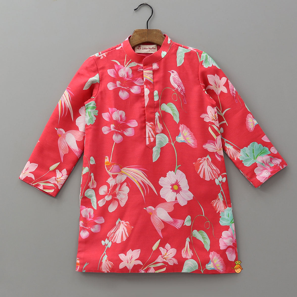 Elegant Floral And Bird Printed Kurta With Pyjama