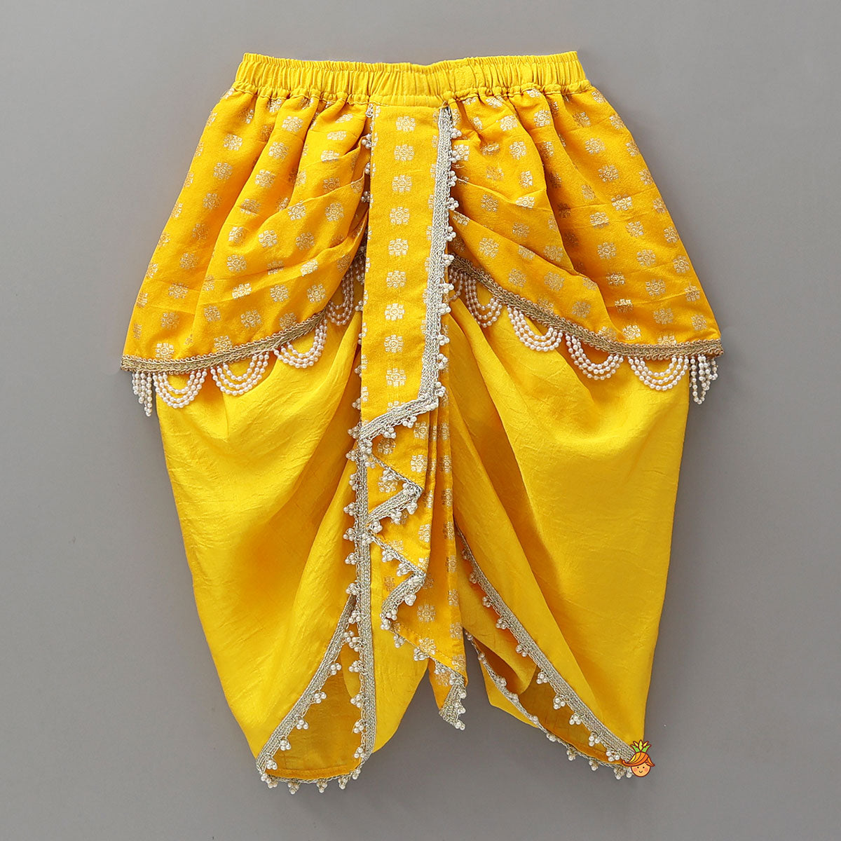 Pre Order: Brocade Dhoti With Ganesha Motif Stole And Mala