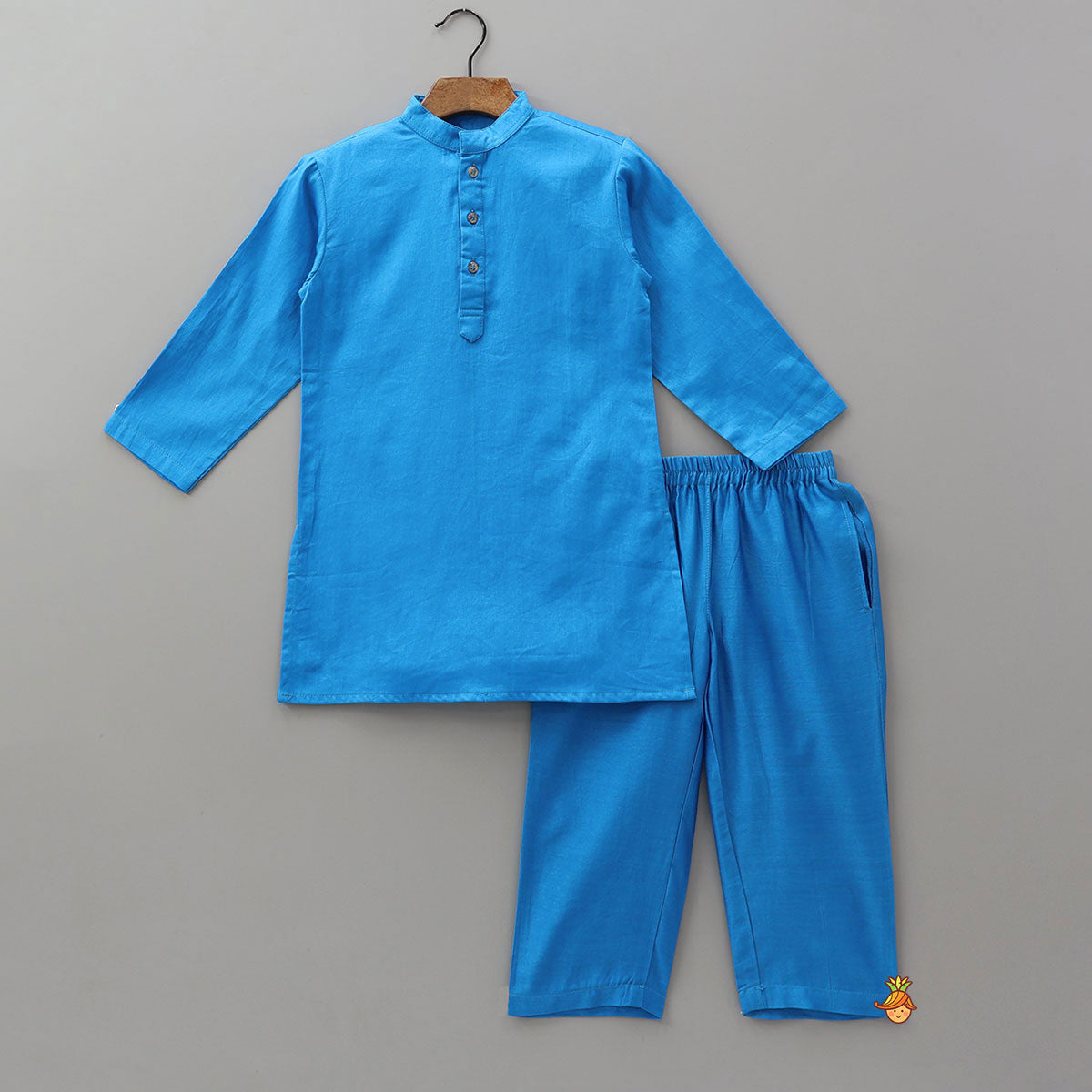 Pre Order: Vibrant Ethnic Kurta With Matching Jacket And Pocket Pyjama