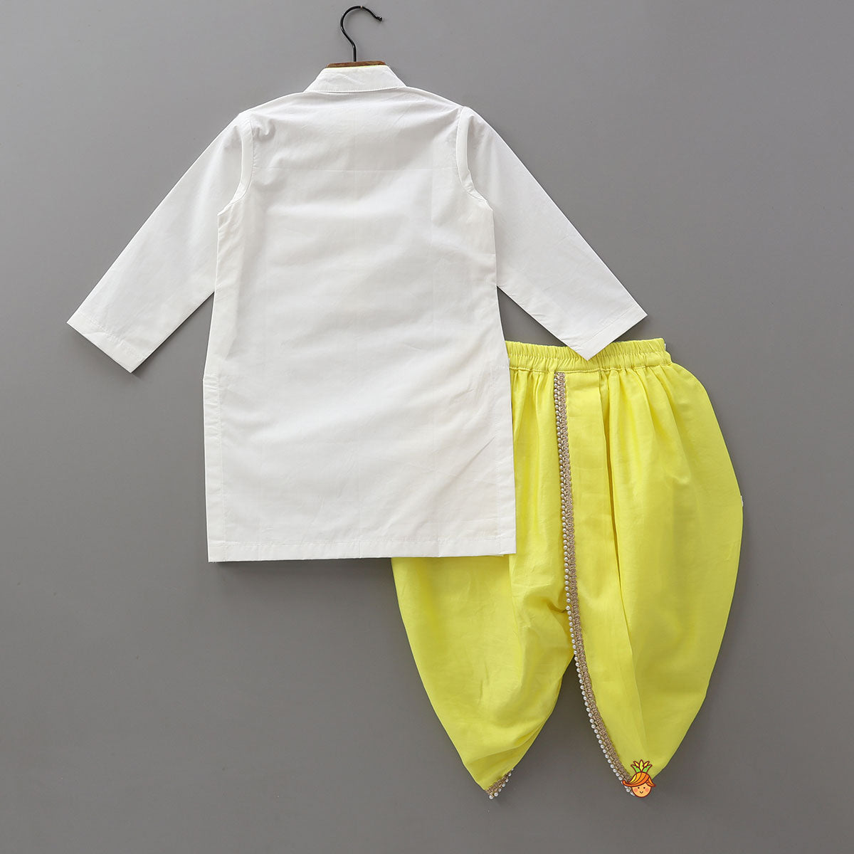 Pre Order: Festive Ganesha Motif Kurta With Embellished Dhoti