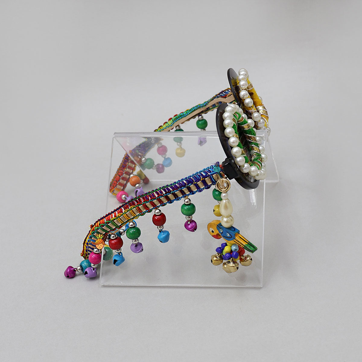 Single Pair Of Stunning Dangling Embellishments Sunglasses For 3+ Years