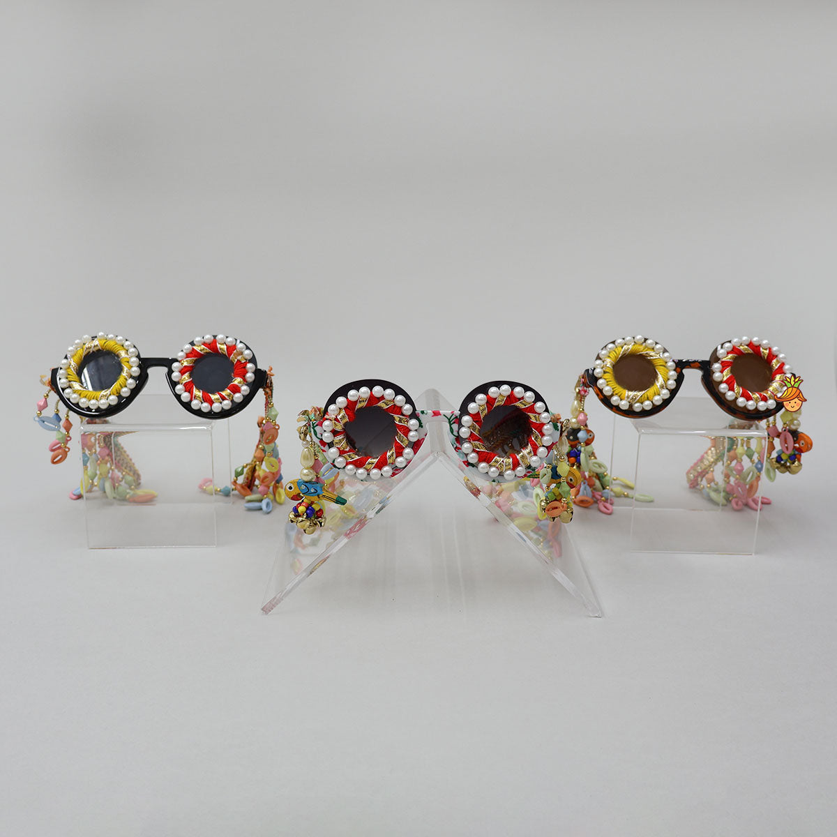 Single Pair Of Navratri Sunglasses For 3+ Years