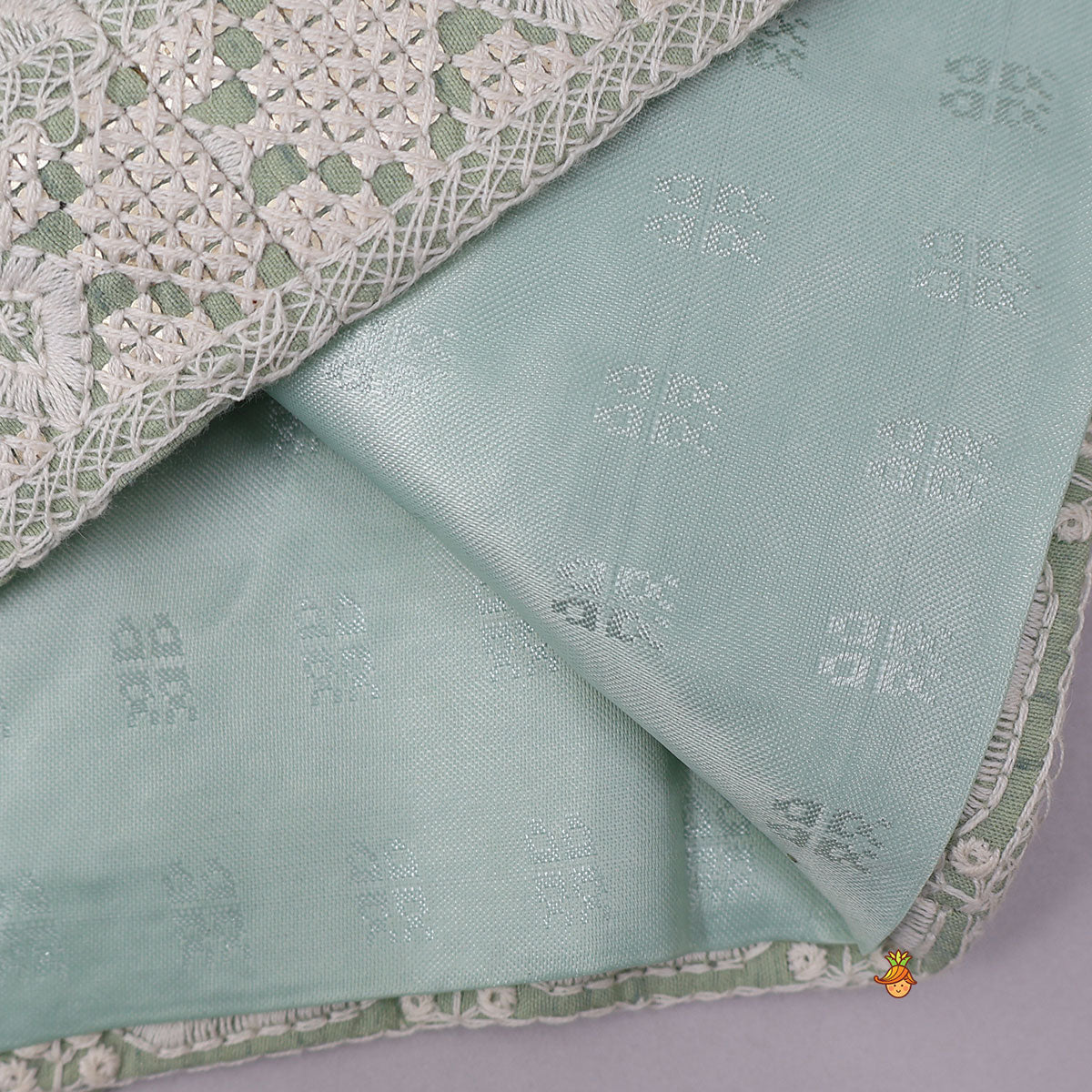 Pre Order: Pintuck Kurta With Thread Embroidered Open Jacket And Pyjama
