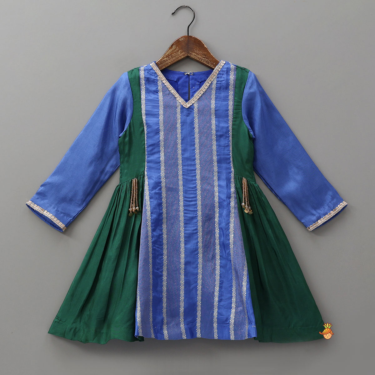 Pre Order: Festive Contrast Panelled Kurti With Flared Palazzo And Dupatta