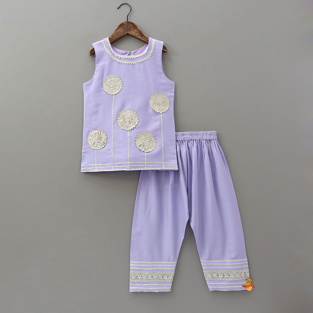 Pre Order: Gota Floral Embroidered Kurti And Pants With Matching Dupatta And Potli Bag