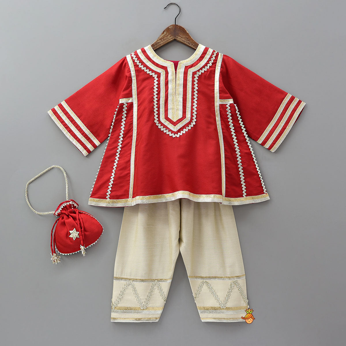 Pre Order: Lace Highlighted Kurti And Farshi Salwar With Potli Bag