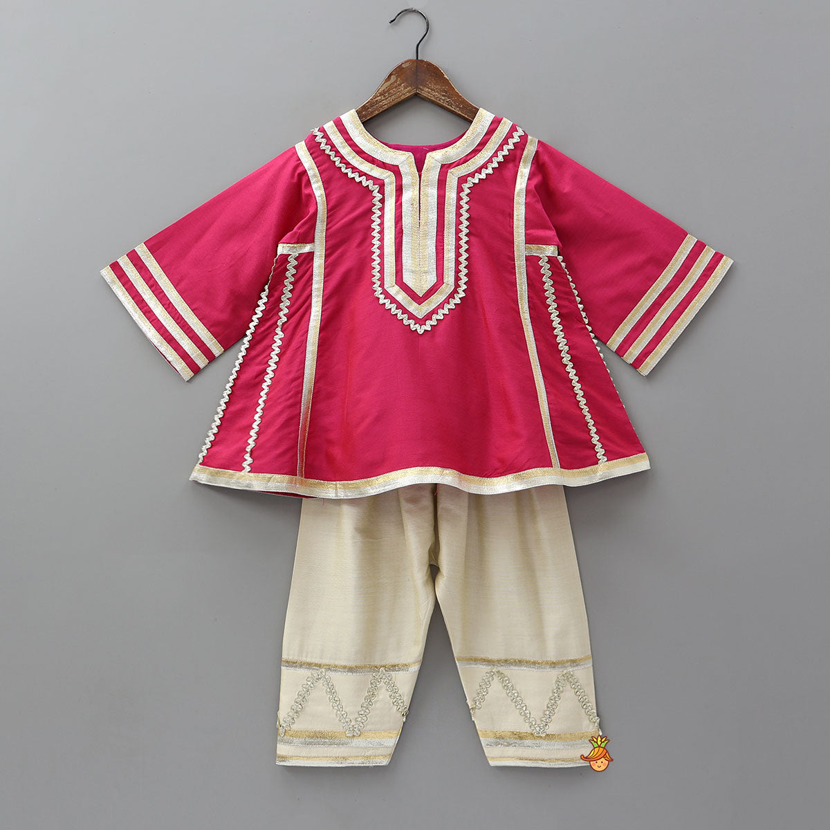 Pre Order: Lace Embellished Ethnic Kurti And Farshi Salwar With Potli Bag