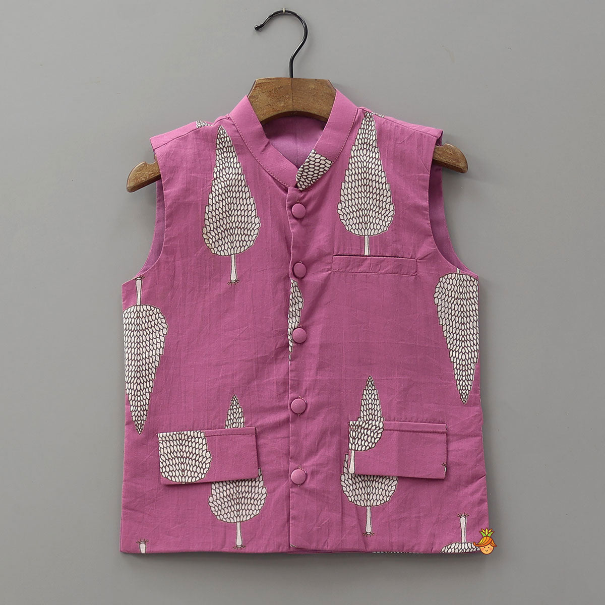 Pre Order: Pin Tuck Cotton Kurta With Pocket Detail Jacket And Pyjama