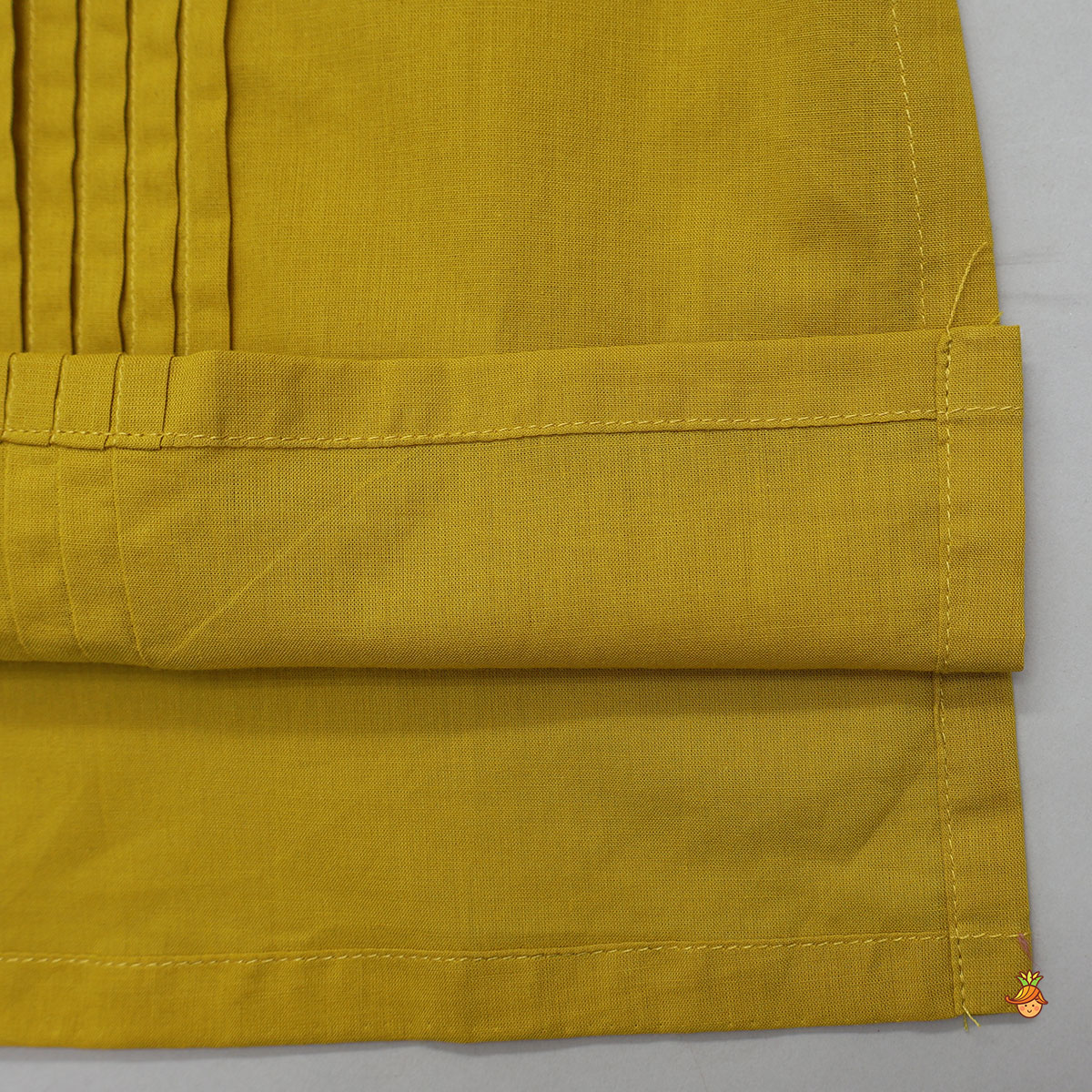 Pre Order: Pin Tuck Cotton Ethnic Kurta With Pocket Detail Jacket And Pyjama