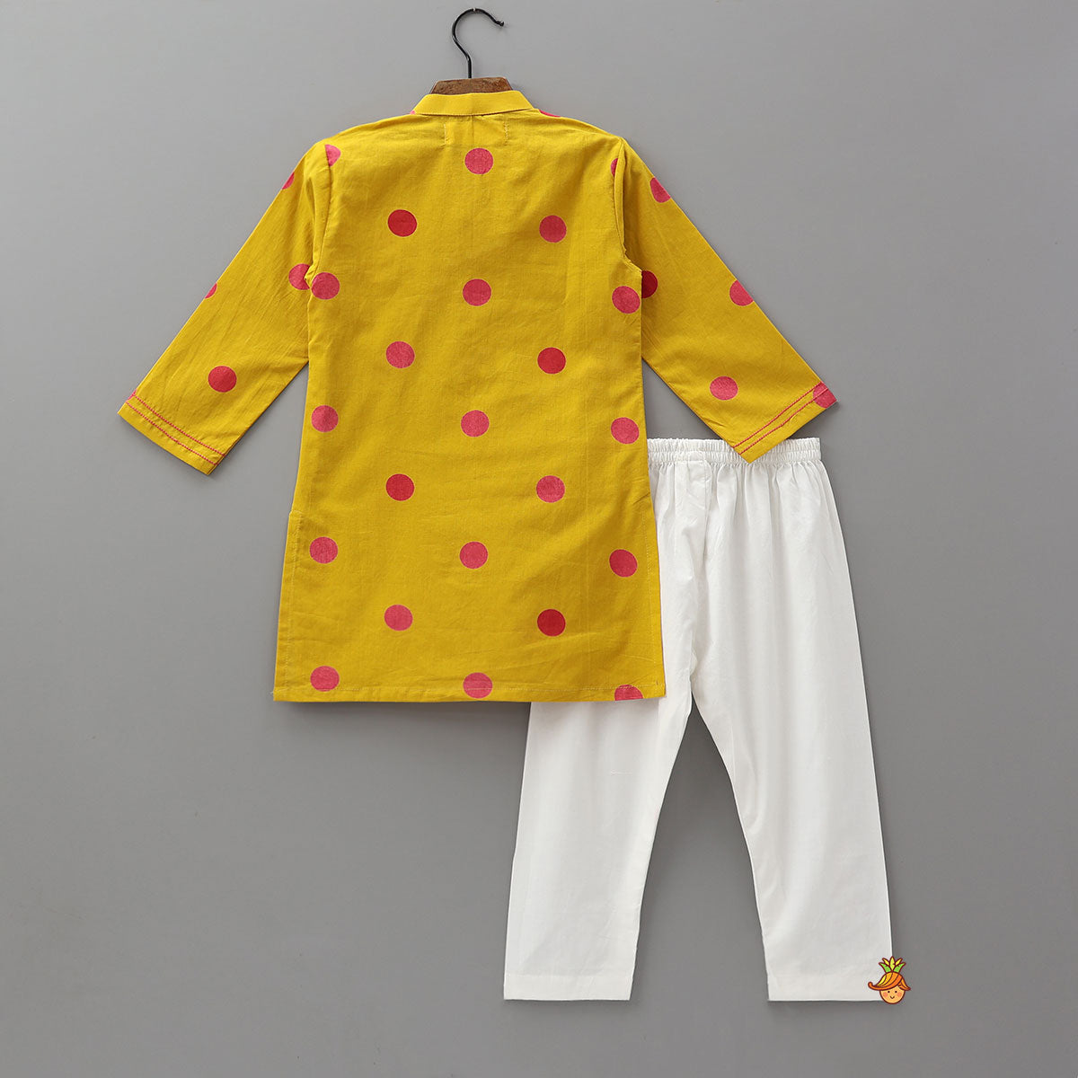 Pre Order: Polka Dot Printed Ethnic Kurta And Pyjama