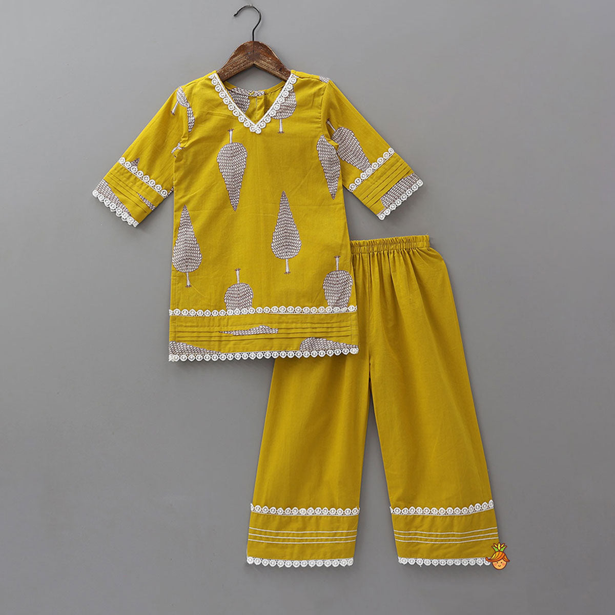 Pre Order: V Neck Kurti With Farshi Pant And Dupatta
