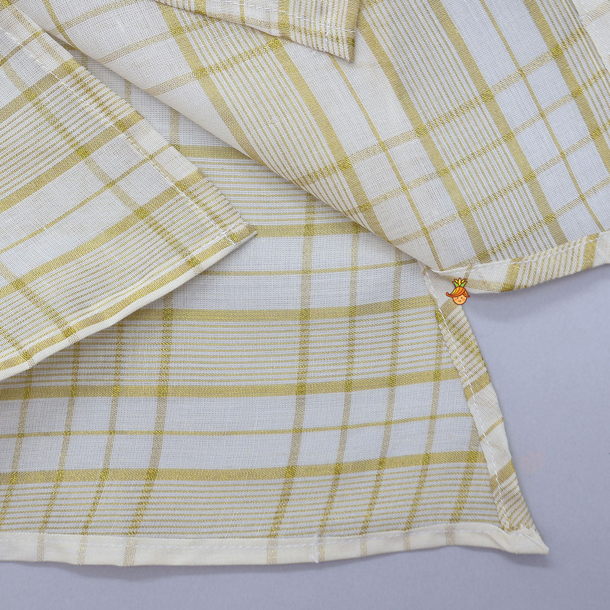Pre Order: Classic Checked Kurta And Pyjama