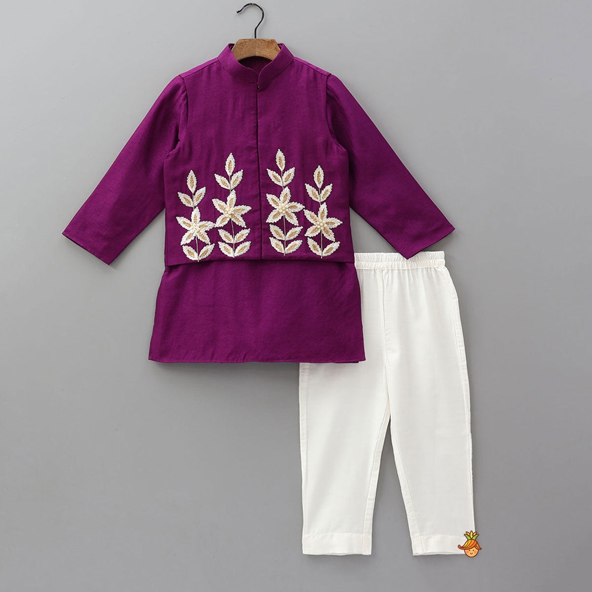 Pre Order: Front Placket Kurta With Gota Leaf Work Jacket And Pyjama