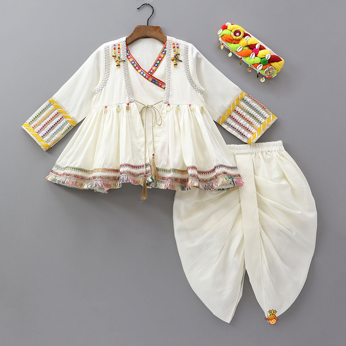 Pre Order: Contrasting Faux Mirror Lace Detailed Kediya With Dhoti And Head Band