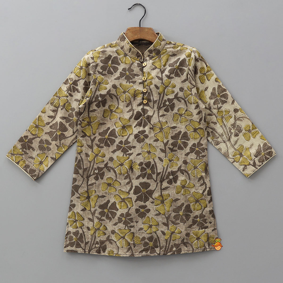Pre Order: Loop Button Detailed Kurta And Churidar