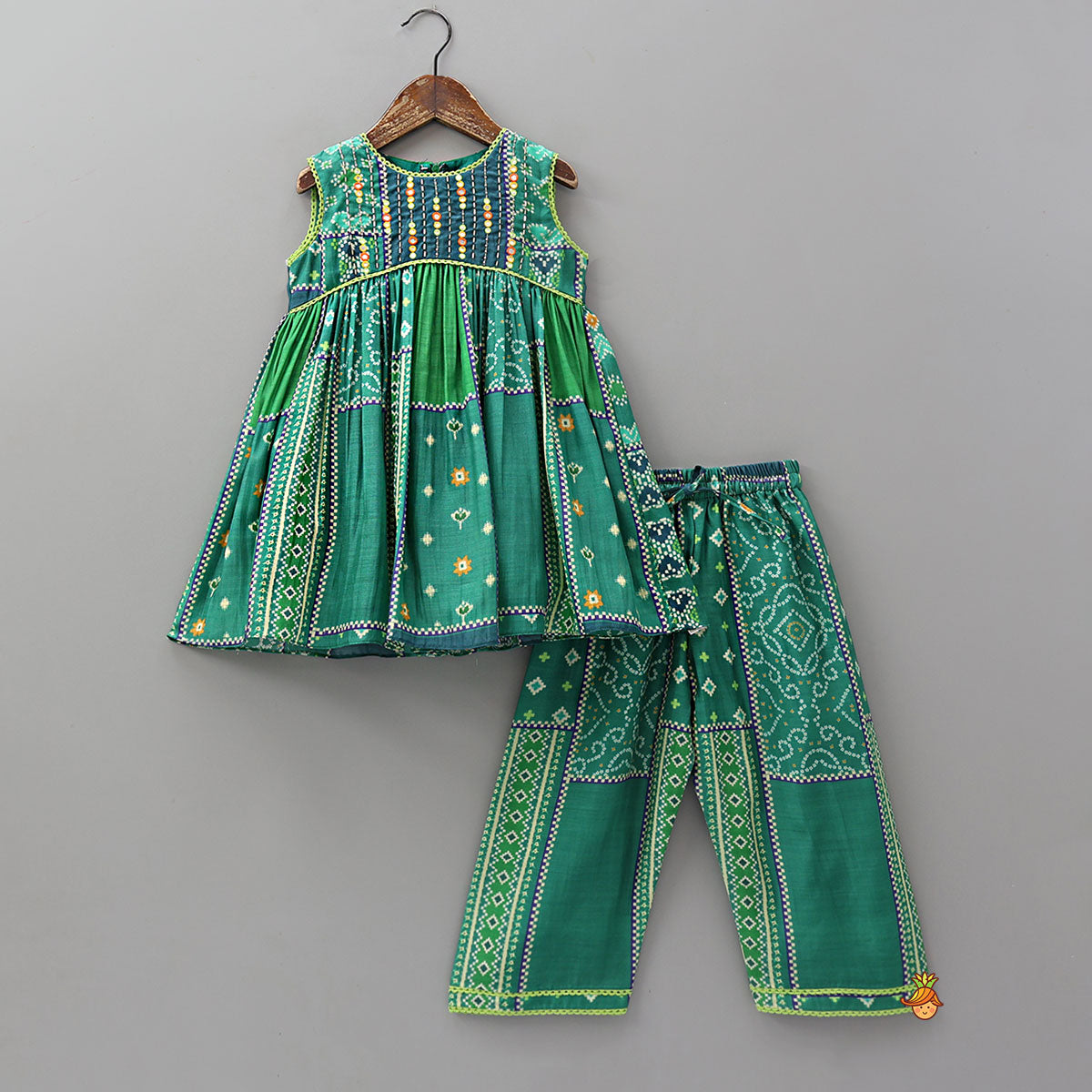 Pre Order: Faux Mirror Hand Embroidered Kurti And Pant