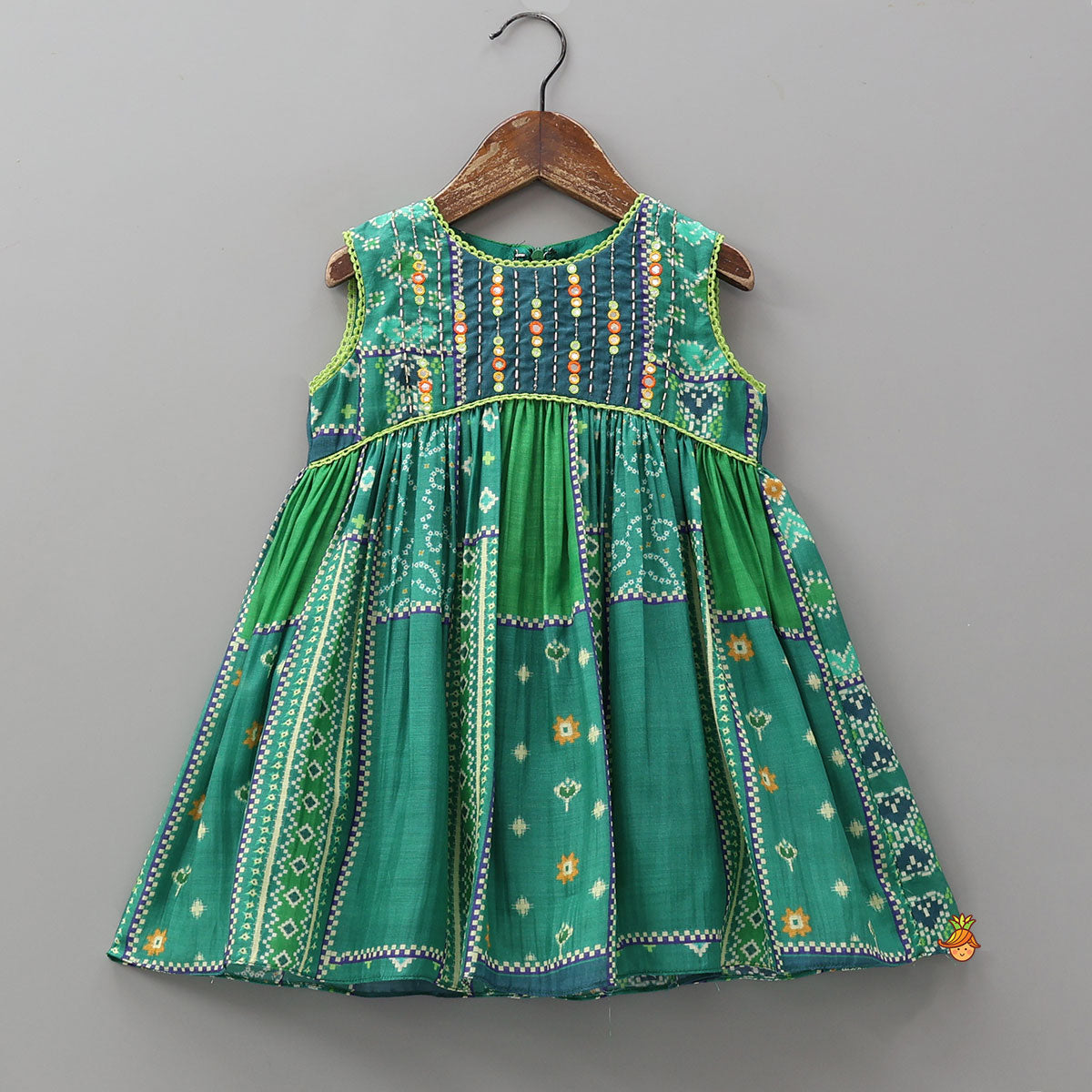 Pre Order: Faux Mirror Hand Embroidered Kurti And Pant