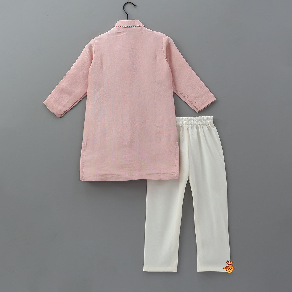Pre Order: Beads Embroidered Shimmer Kurta And Pyjama