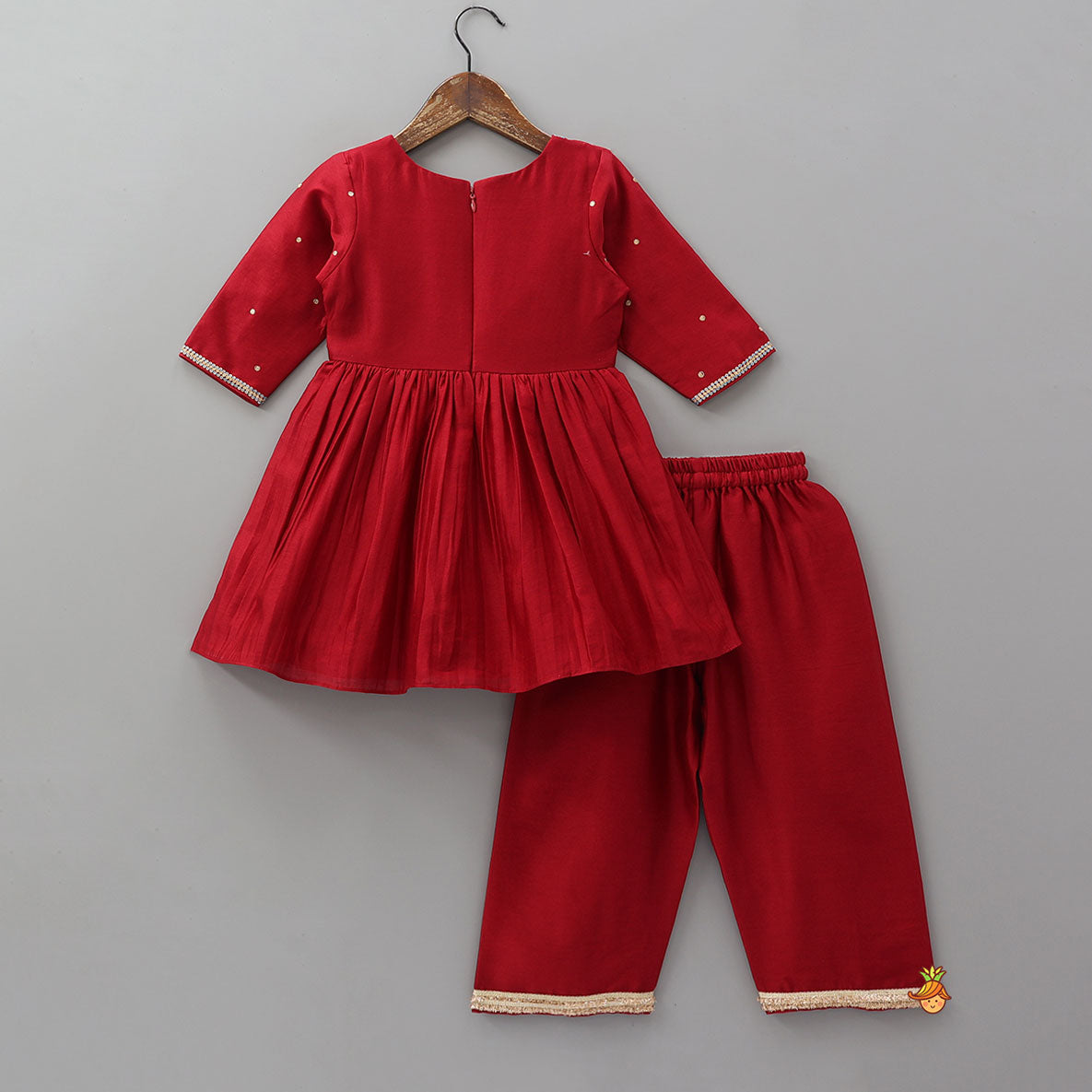 Pre Order: Booti Work Pleated Graceful Kurti And Pant