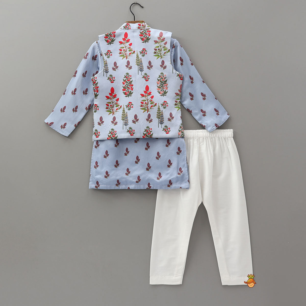 Pre Order: Floral Printed Kurta With Checks Open Jacket And Pyjama