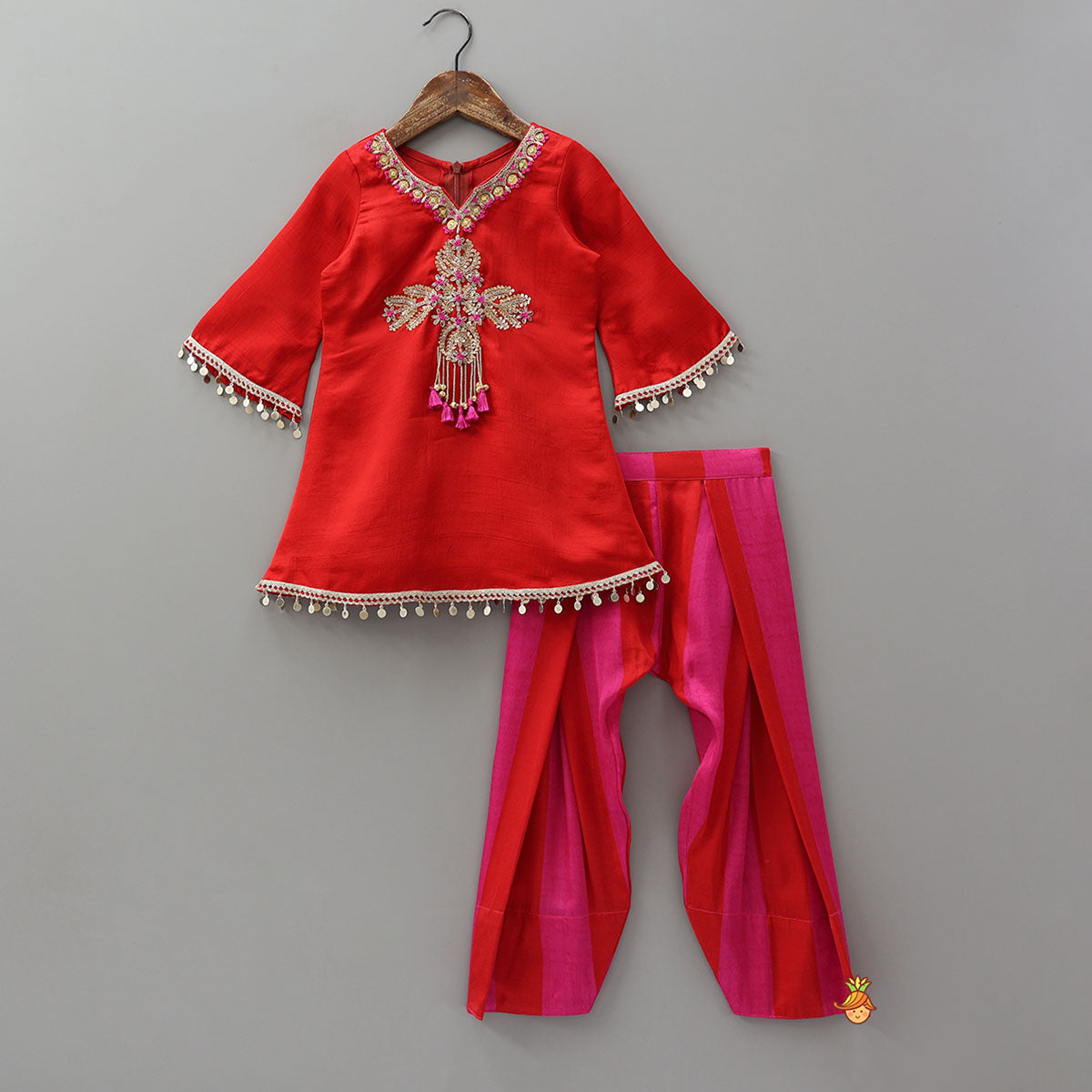 Pre Order: Beautifully Embroidered Neckline Kurti And Salwar