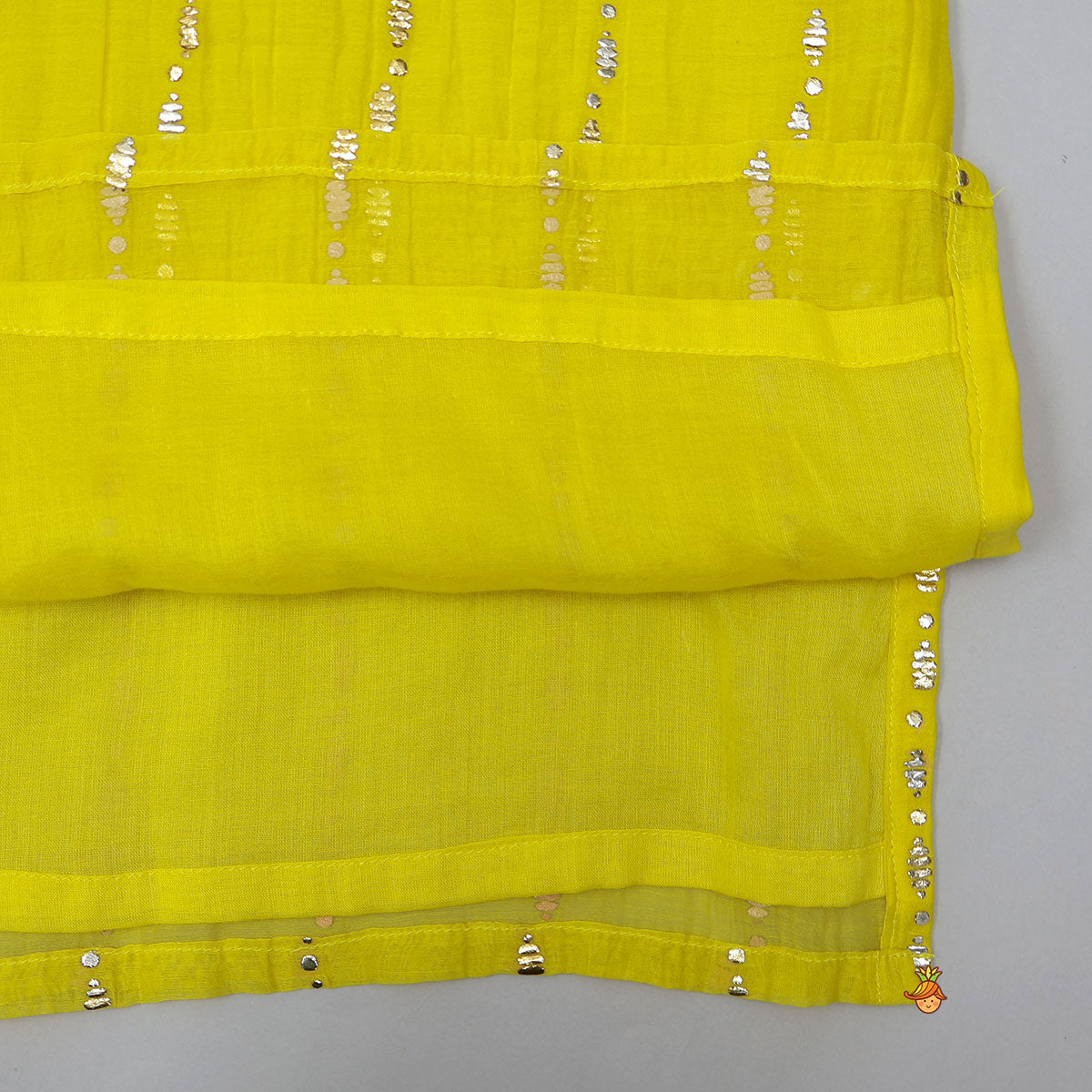 Pre Order: Front Placket Traditional Ethnic Kurta And Pyjama
