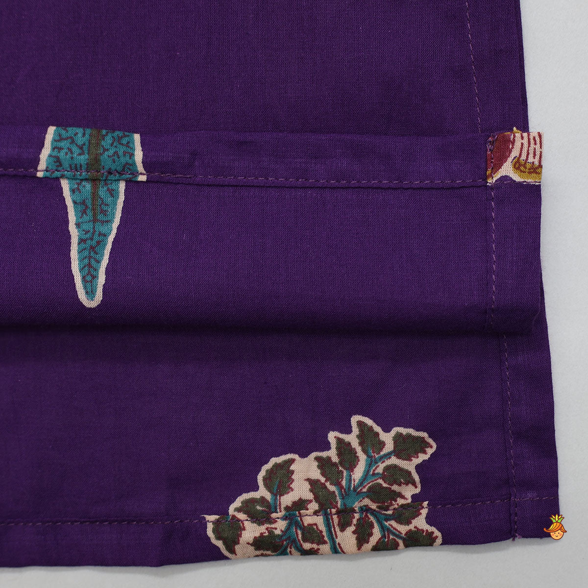 Pre Order: Thread Work Front Placket Cotton Ethnic Kurta With Open Jacket And Pyjama