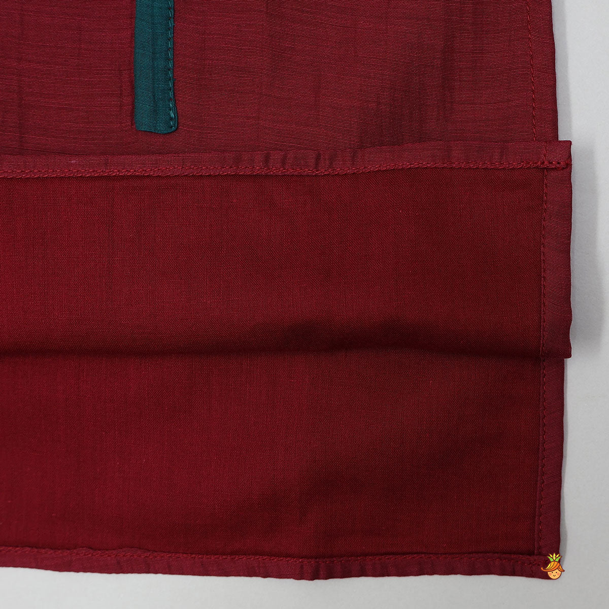Pre Order: Embroidered Front Placket Ethnic Kurta And Pyjama