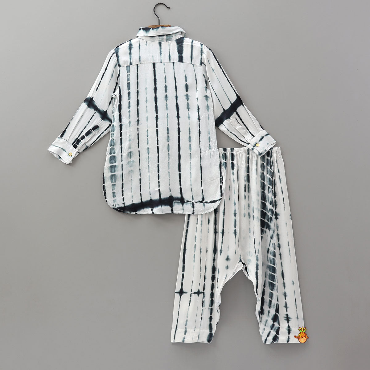 Pre Order: Tie Dye Shibori Printed Kurta And Pathani Style Pant