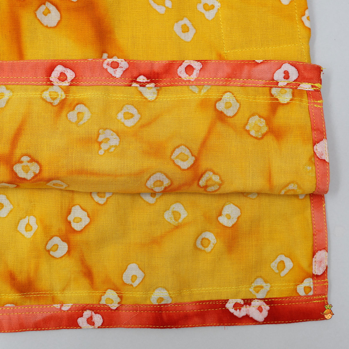 Pre Order: Bandhani Printed Festive Kurta And Pyjama