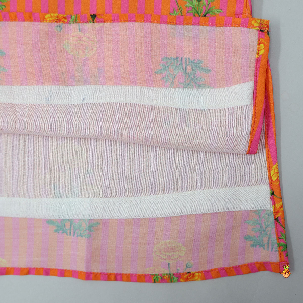 Pre Order: Pin Tuck Detail Floral Printed Kurta And Pyjama