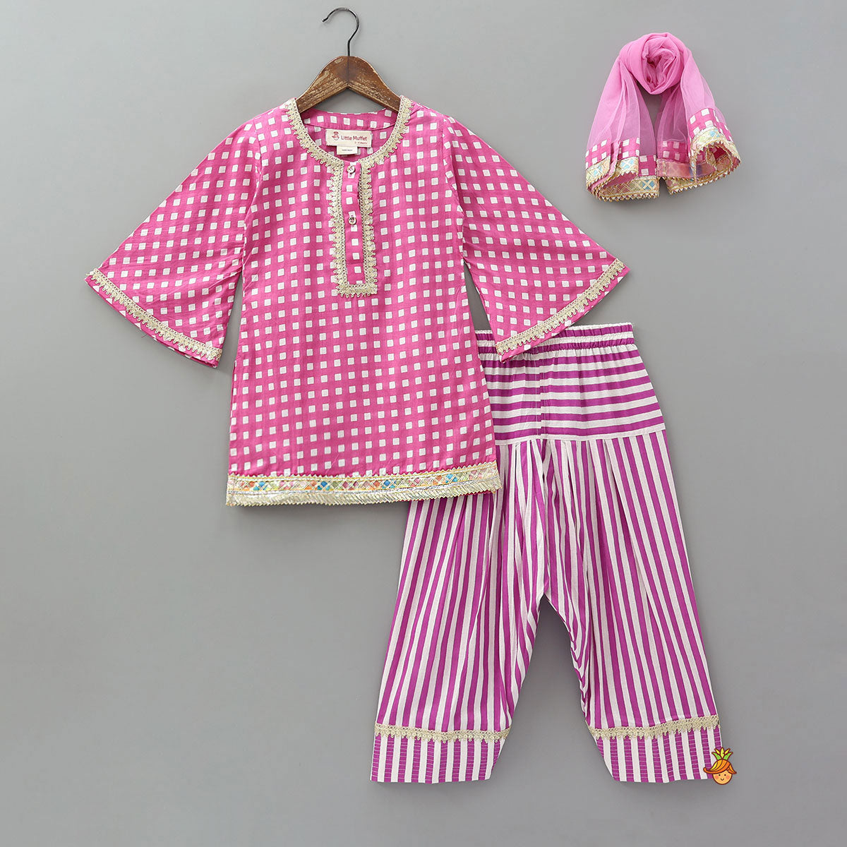 Pre Order: Checks Printed Bell Sleeve Kurti And Salwar With Dupatta