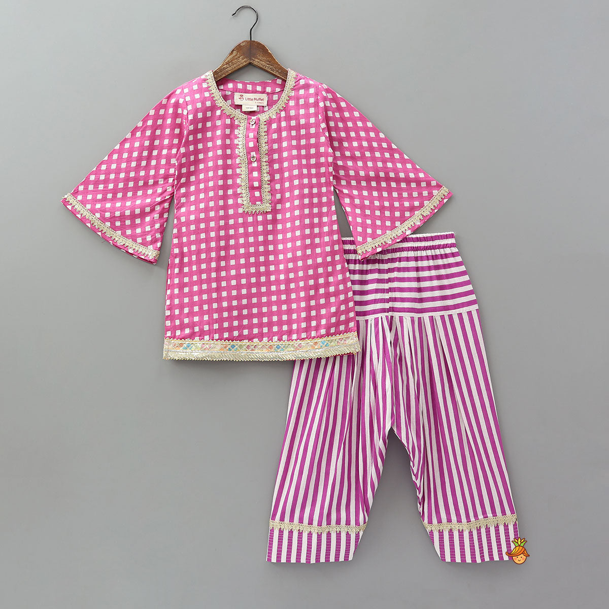 Pre Order: Checks Printed Bell Sleeve Kurti And Salwar With Dupatta