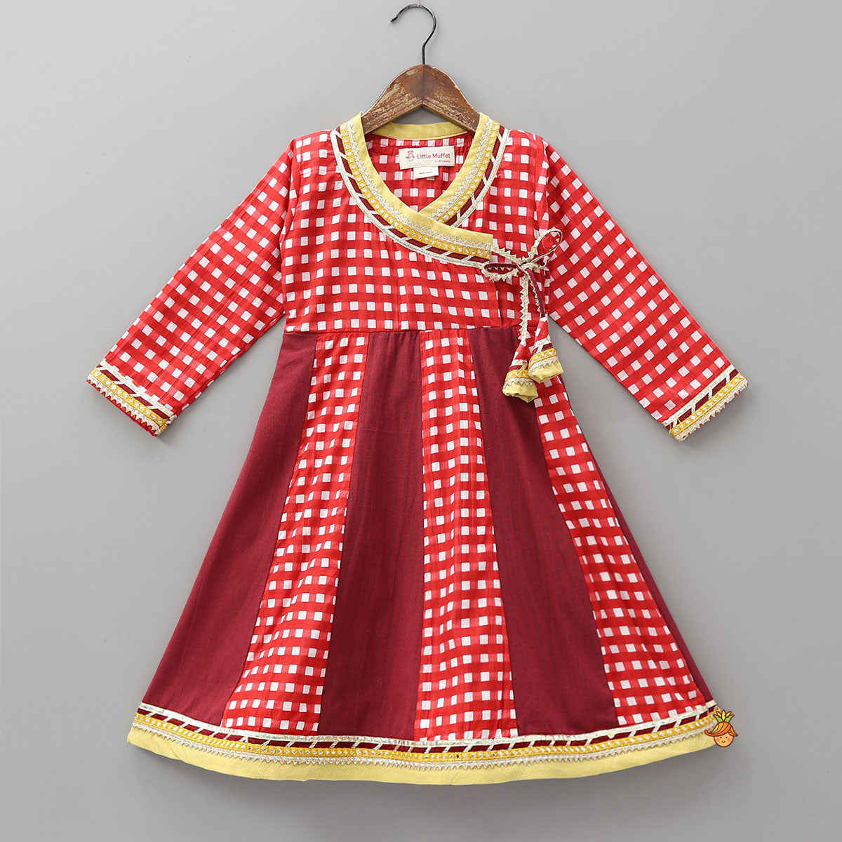 Pre Order: Checks Printed Kurti And Pant With Dupatta