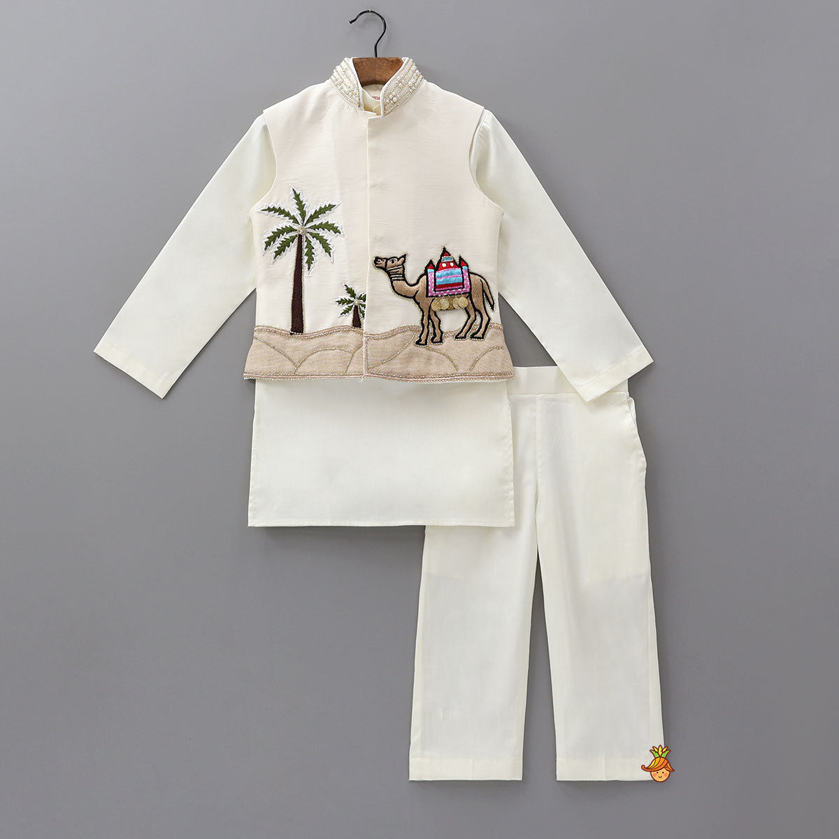 Pre Order: Ethnic Kurta With Embroidered Jacket And Pyjama