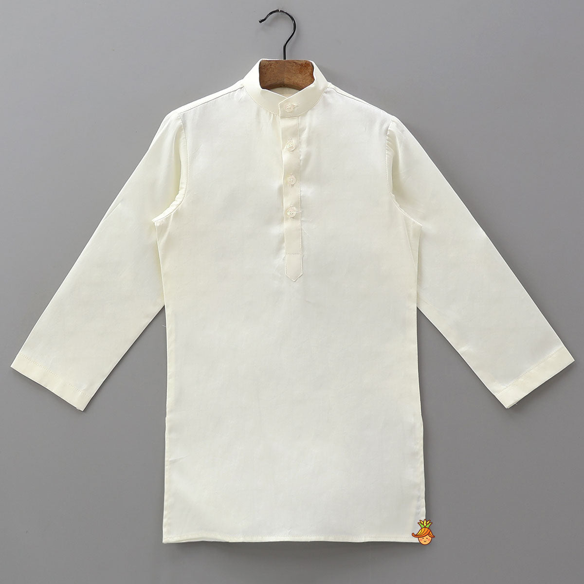 Pre Order: Ethnic Kurta With Embroidered Jacket And Pyjama