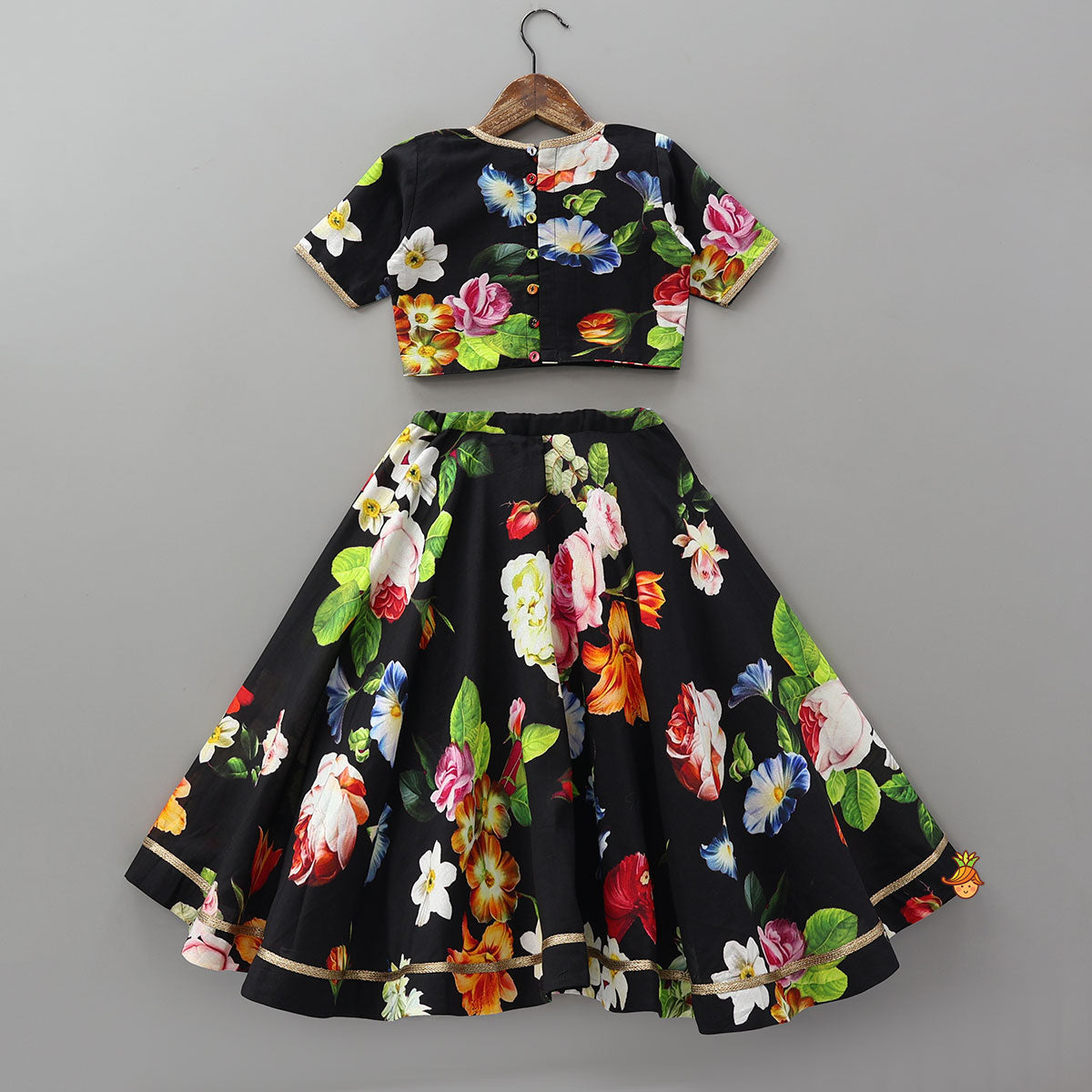 Pre Order: Elegant Floral Printed Top And Lehenga With Net Dupatta