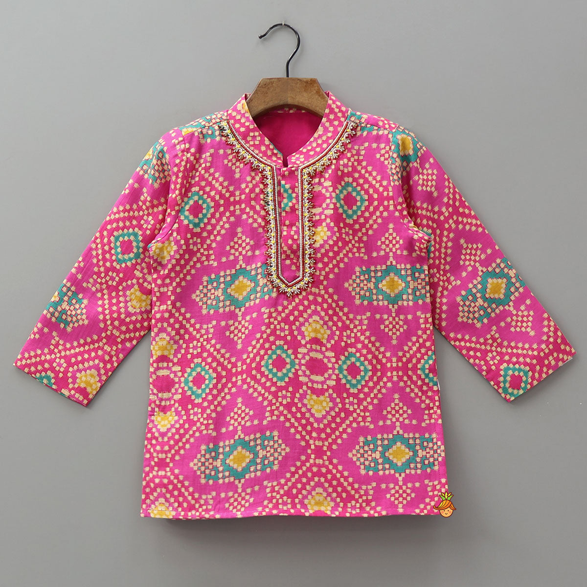 Pre Order: Elegant Hand Work Kurta And Pyjama