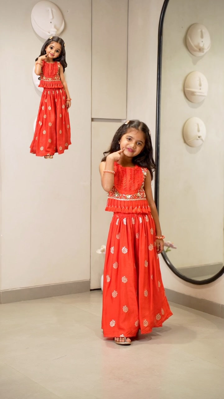 Festive Looks, Little Moments 